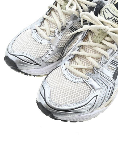 asics รองเท้าผ้าใบ