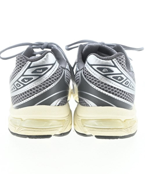 asics รองเท้าผ้าใบ