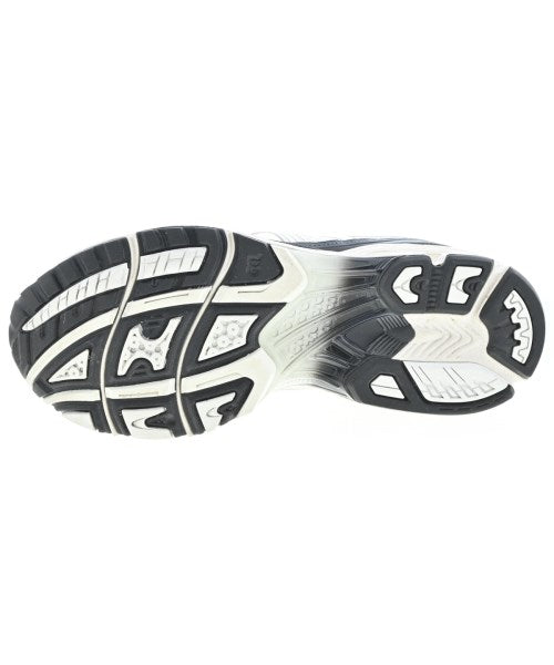 asics รองเท้าผ้าใบ
