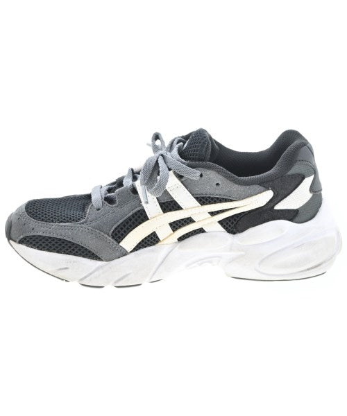 asics รองเท้าผ้าใบ