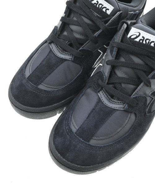 asics รองเท้าผ้าใบ