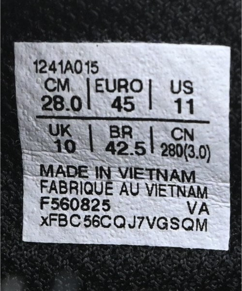 asics รองเท้าผ้าใบ
