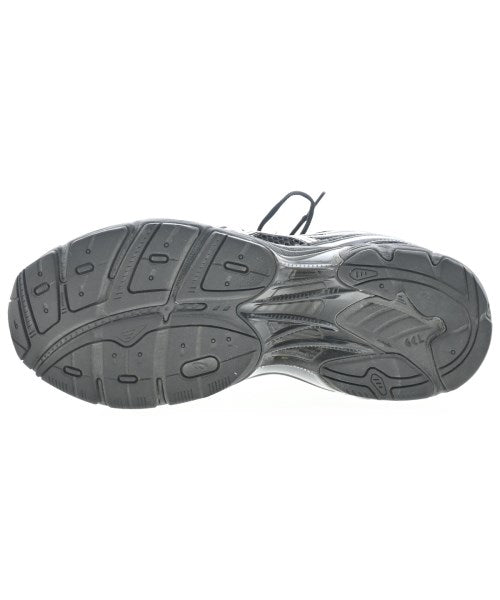 asics รองเท้าผ้าใบ