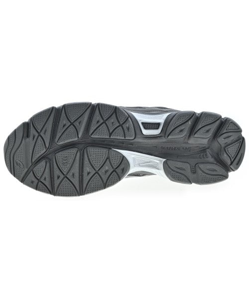 asics รองเท้าผ้าใบ