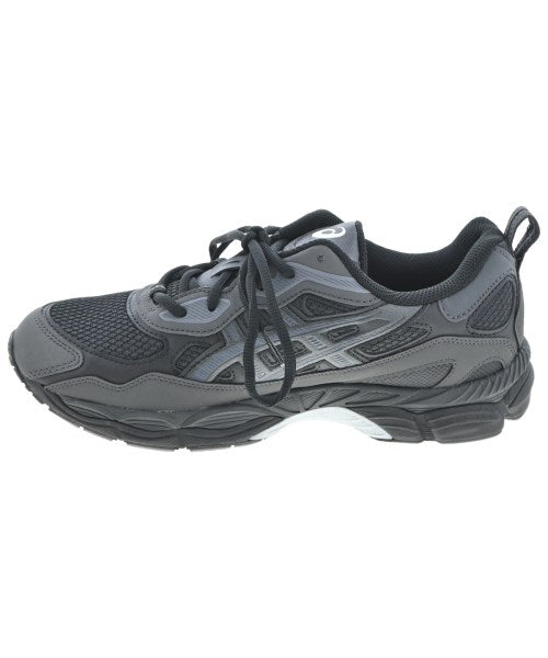 asics รองเท้าผ้าใบ