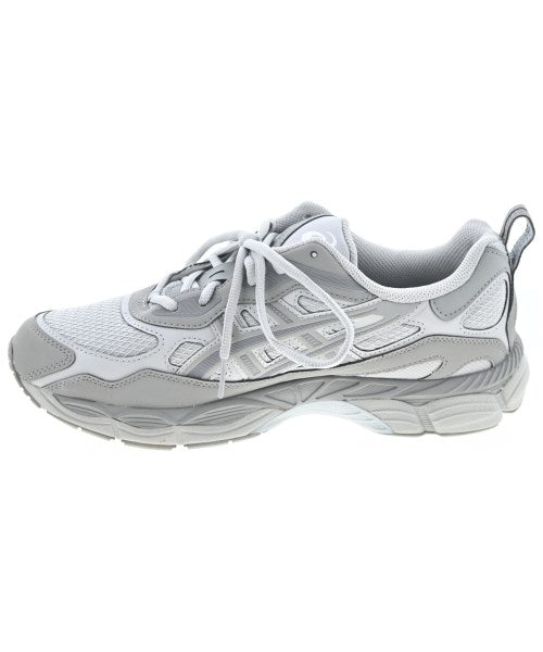 asics รองเท้าผ้าใบ