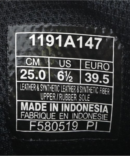 asics รองเท้าผ้าใบ