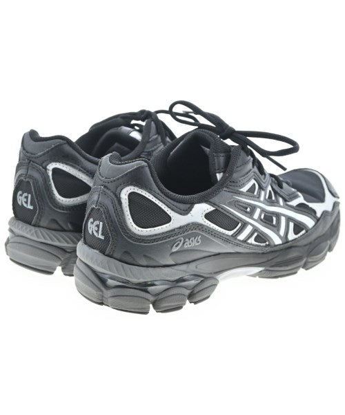 asics รองเท้าผ้าใบ