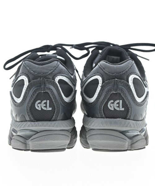 asics รองเท้าผ้าใบ