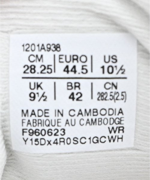 asics รองเท้าผ้าใบ
