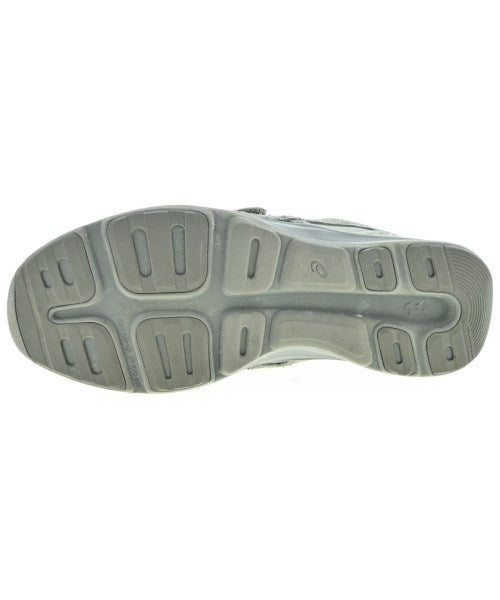 asics รองเท้าผ้าใบ