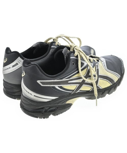 asics รองเท้าผ้าใบ