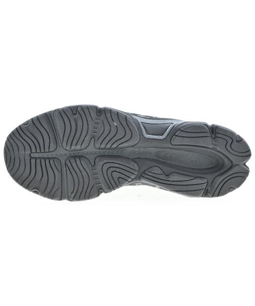 asics รองเท้าผ้าใบ