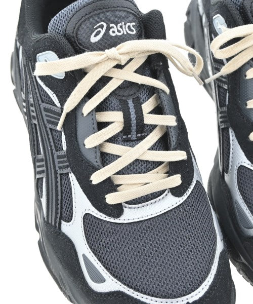 asics รองเท้าผ้าใบ