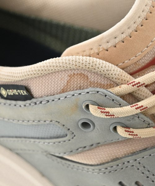 asics รองเท้าผ้าใบ