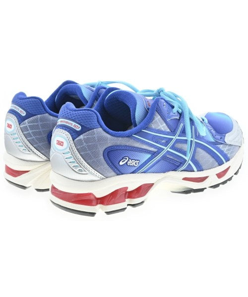 KITH รองเท้าผ้าใบ