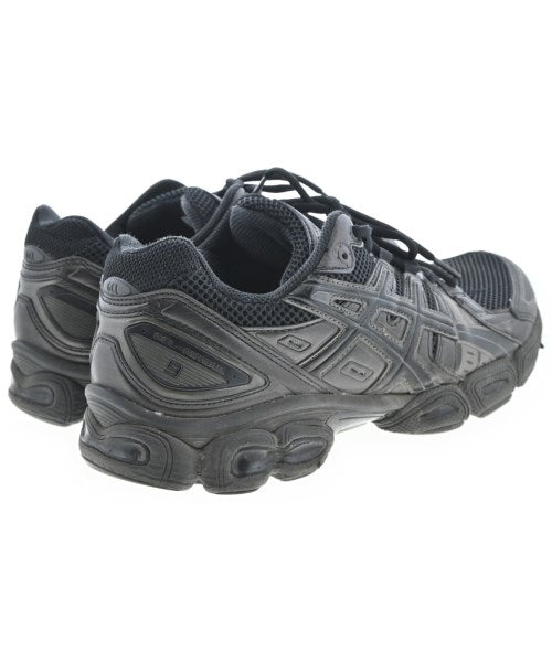 asics รองเท้าผ้าใบ