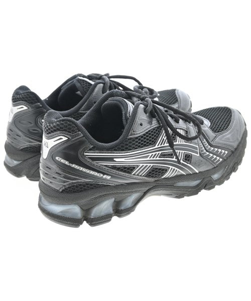 asics รองเท้าผ้าใบ