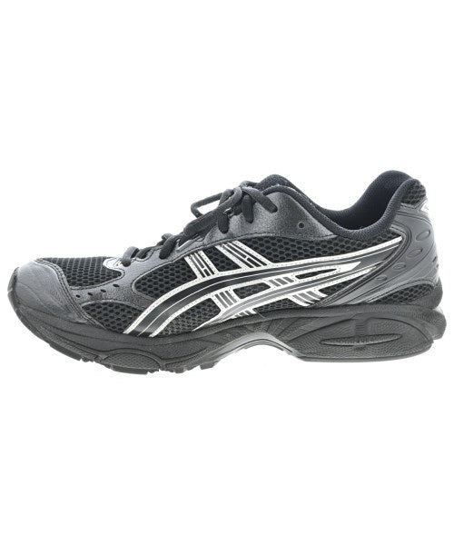 asics รองเท้าผ้าใบ
