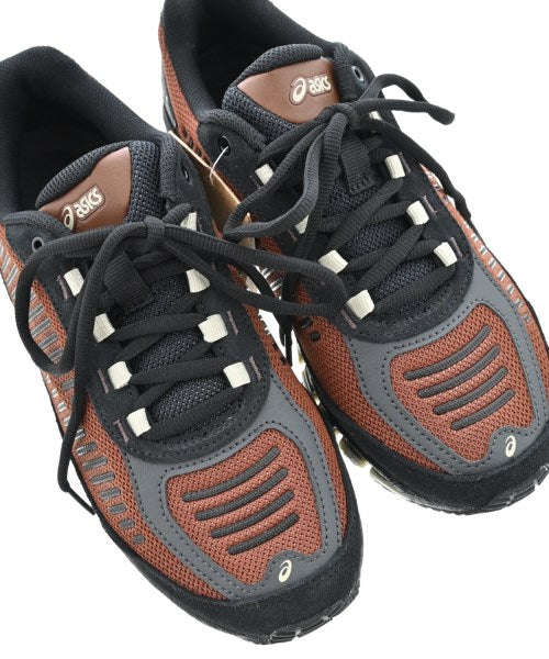 asics รองเท้าผ้าใบ