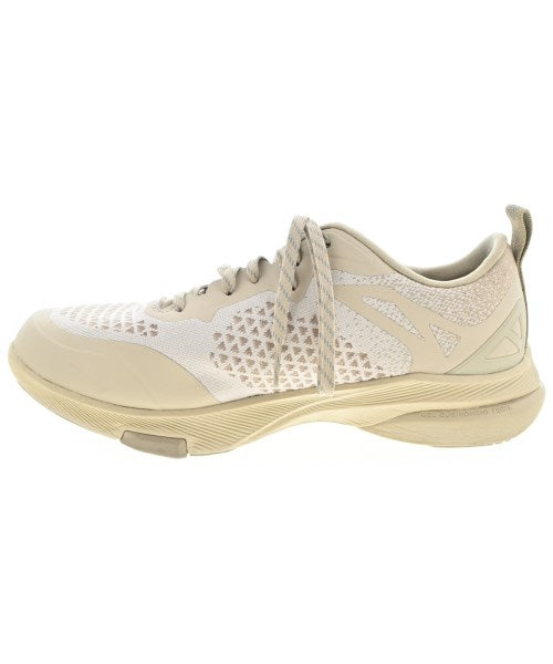 asics รองเท้าผ้าใบ