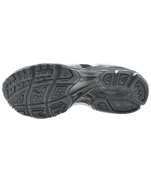 asics รองเท้าผ้าใบ