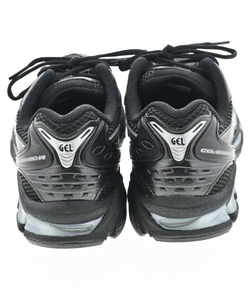 asics รองเท้าผ้าใบ