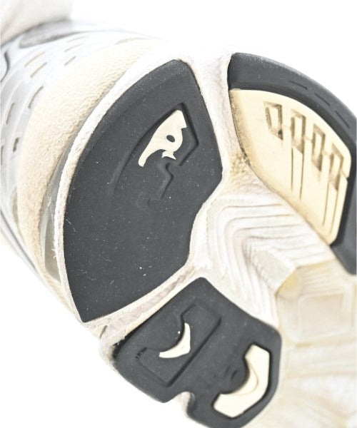 asics รองเท้าผ้าใบ