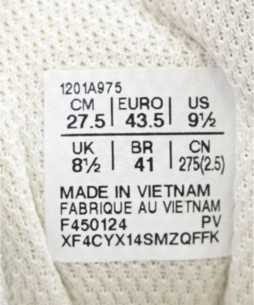 asics รองเท้าผ้าใบ