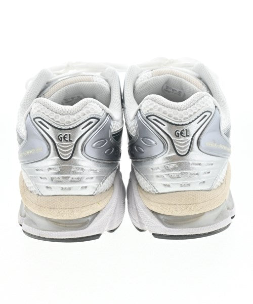 asics รองเท้าผ้าใบ
