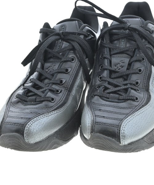 asics รองเท้าผ้าใบ