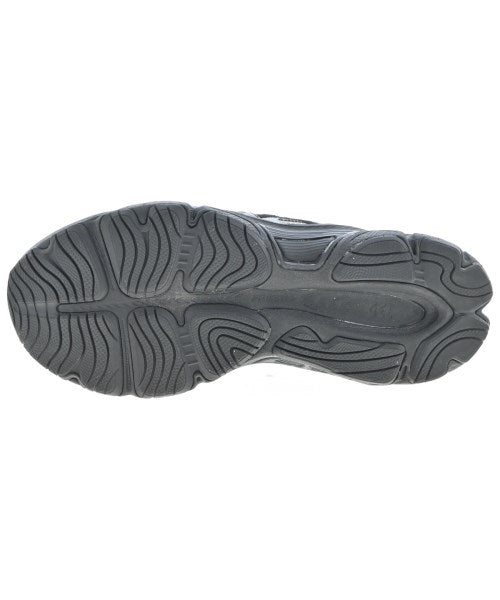 asics รองเท้าผ้าใบ