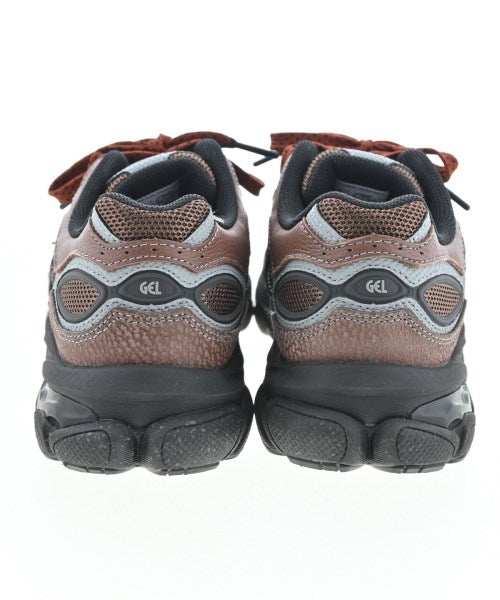 asics รองเท้าผ้าใบ