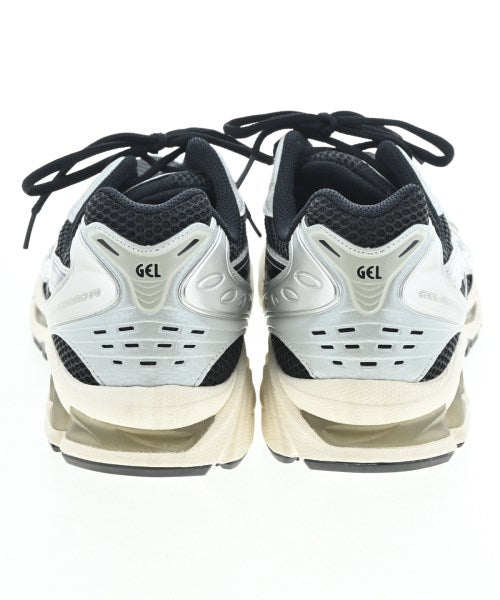 asics รองเท้าผ้าใบ