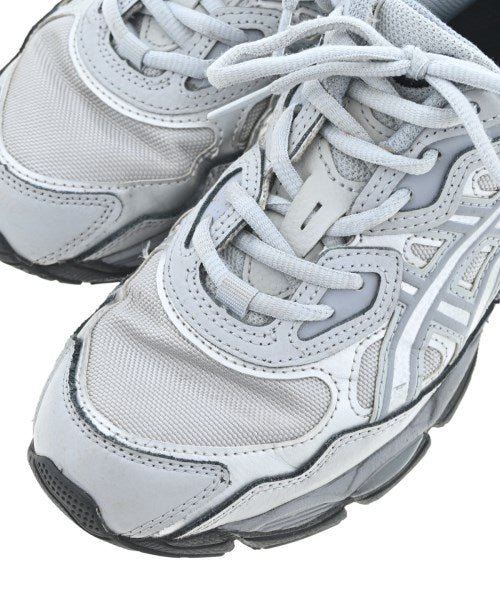 asics รองเท้าผ้าใบ