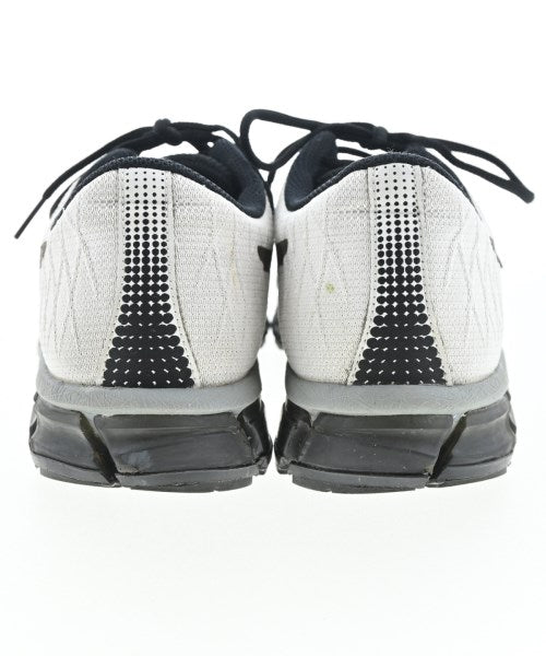 asics รองเท้าผ้าใบ