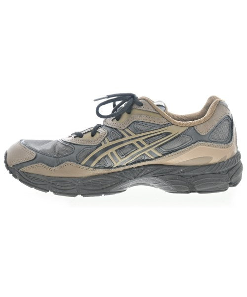 asics รองเท้าผ้าใบ