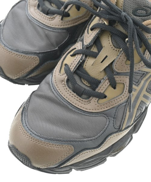 asics รองเท้าผ้าใบ