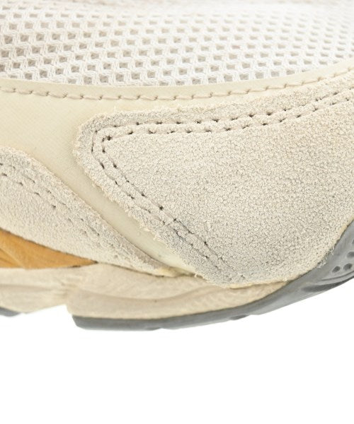 asics รองเท้าผ้าใบ