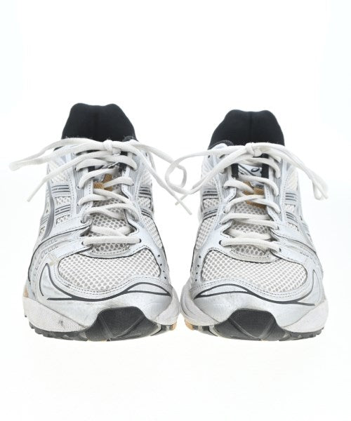 asics รองเท้าผ้าใบ
