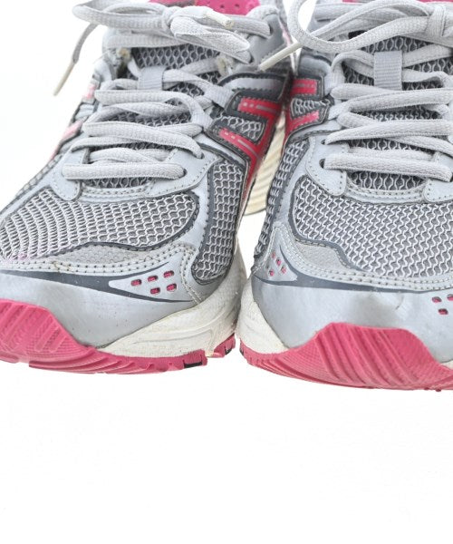 asics รองเท้าผ้าใบ