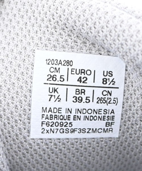 asics รองเท้าผ้าใบ