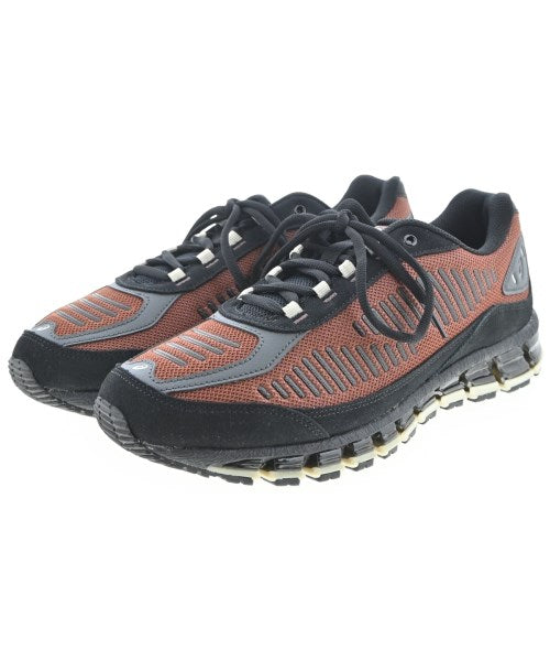 asics รองเท้าผ้าใบ