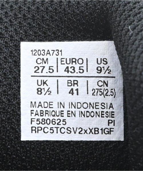 asics รองเท้าผ้าใบ