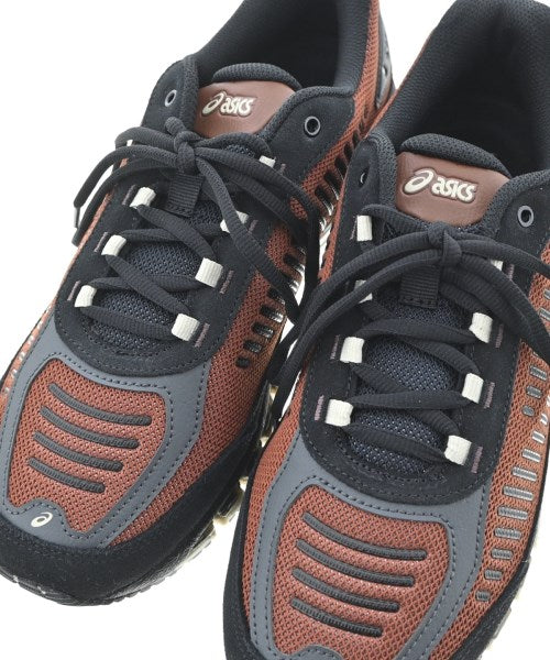 asics รองเท้าผ้าใบ