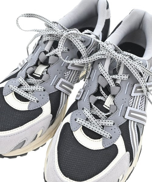 asics รองเท้าผ้าใบ