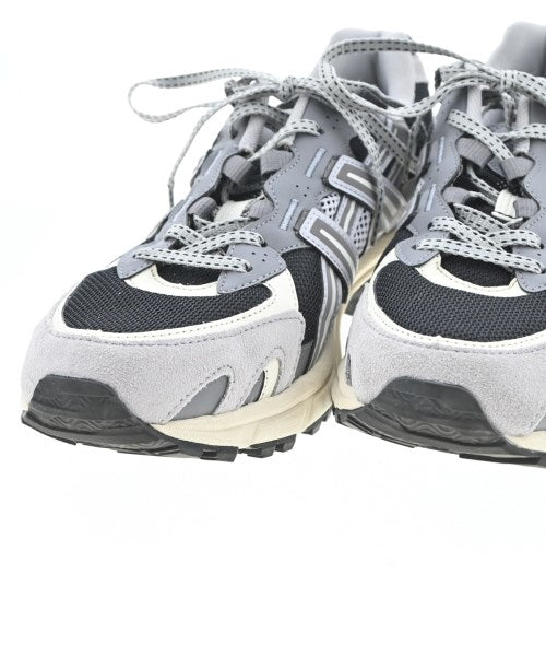 asics รองเท้าผ้าใบ