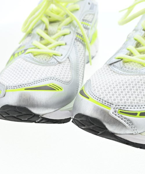 asics รองเท้าผ้าใบ