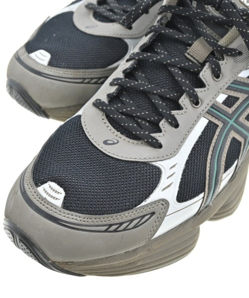asics รองเท้าผ้าใบ