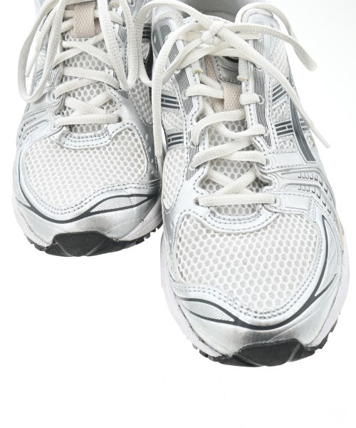 asics รองเท้าผ้าใบ